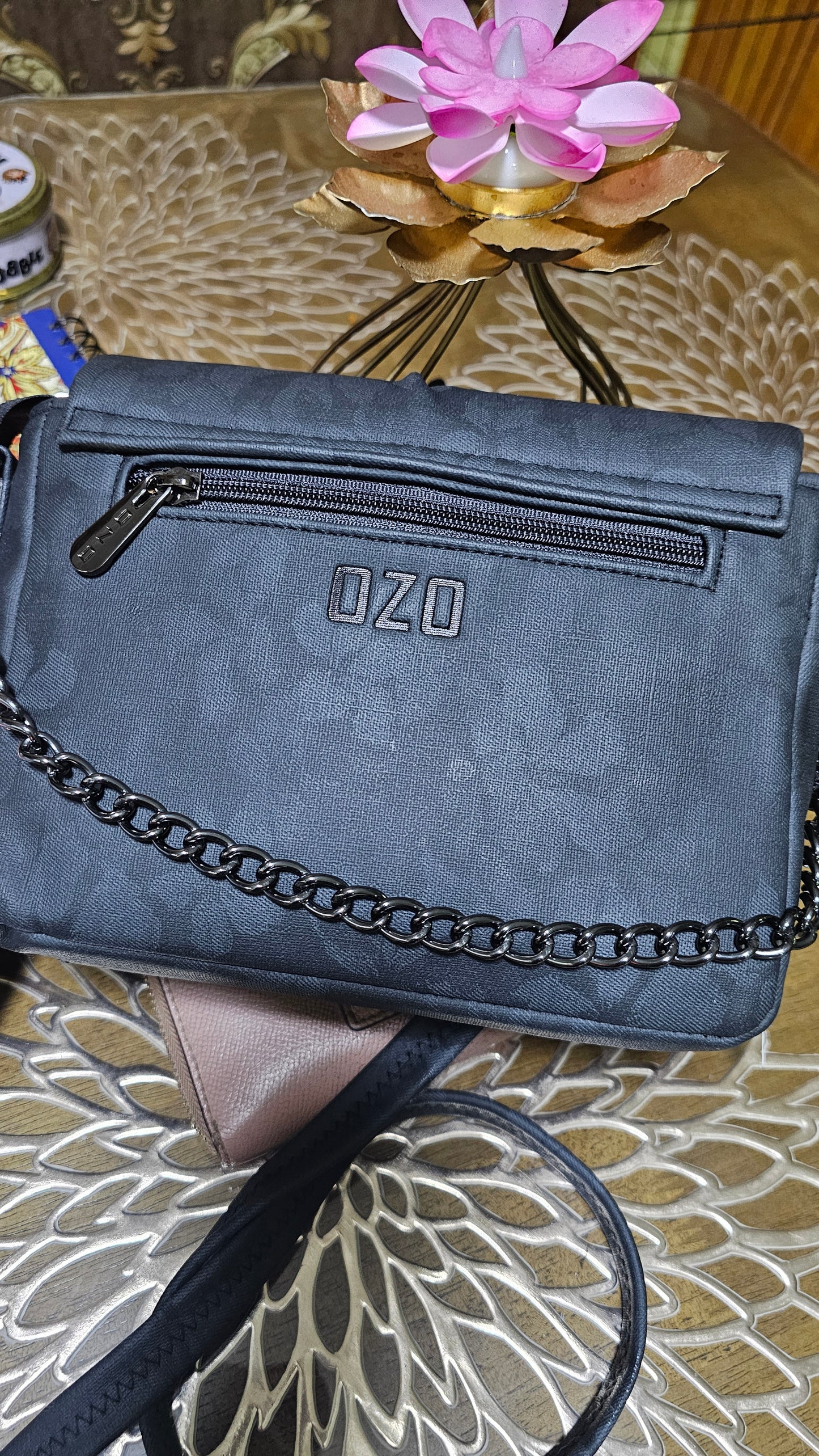 OZO VEGAN LEATHER CALYPSO HANDBAGS