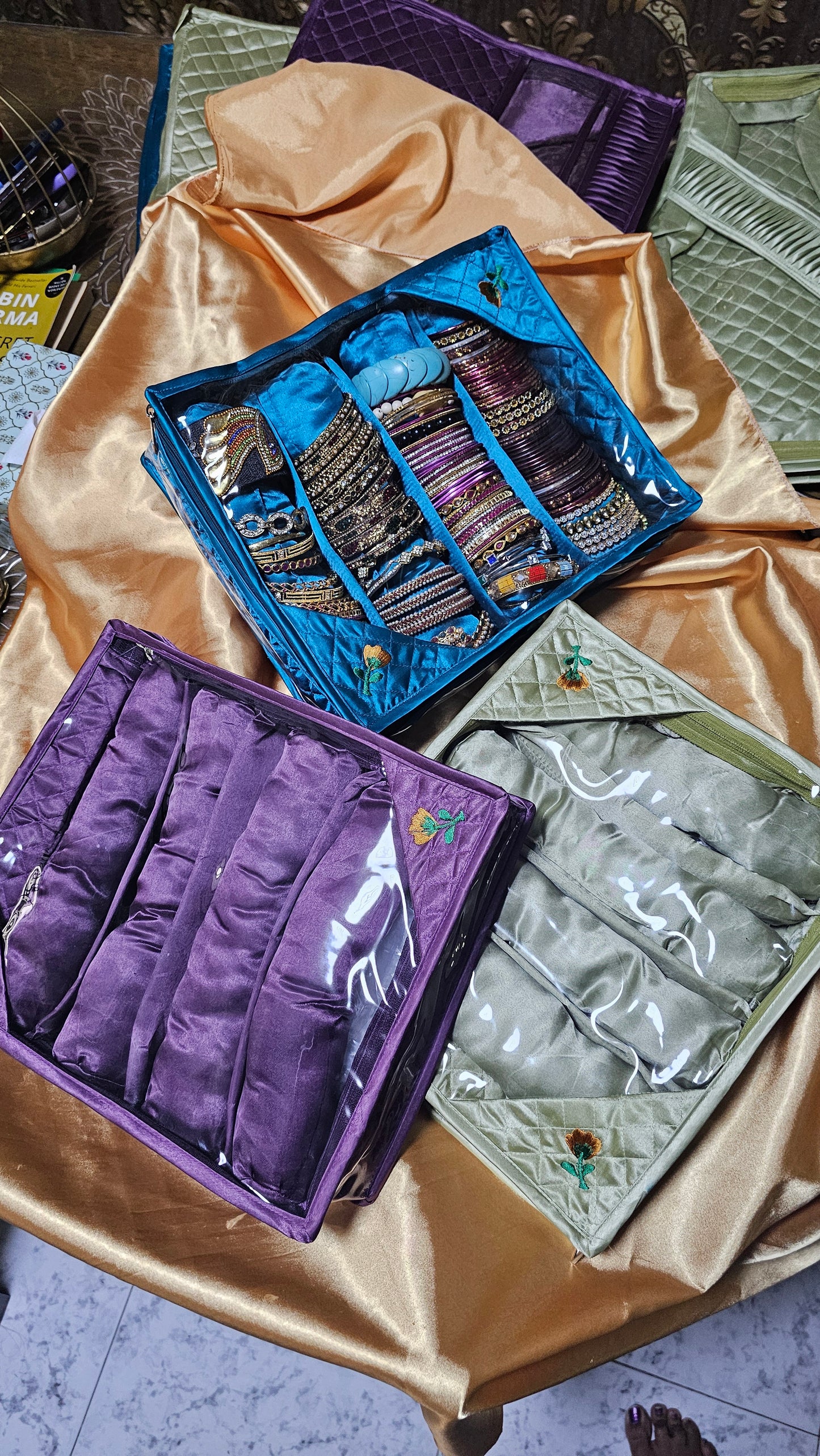 4 Rod Bangle Boxes