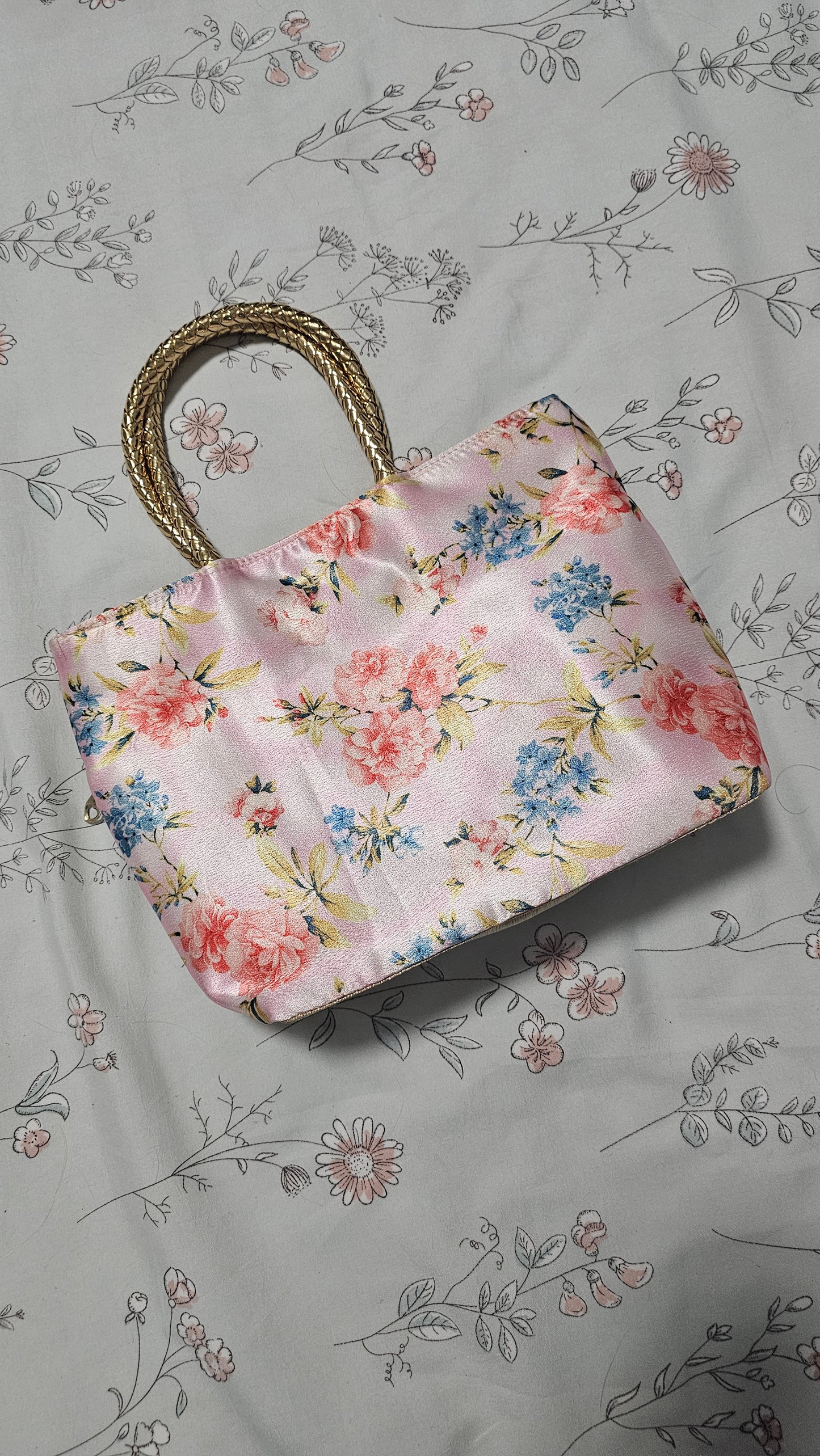 Vintage Rose Handle bags