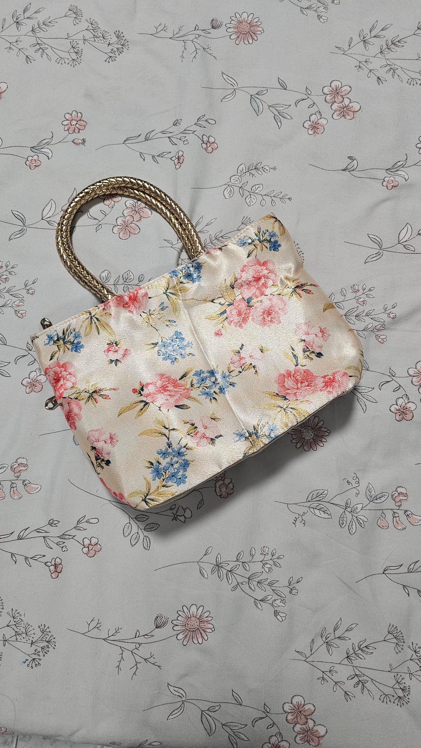 Vintage Rose Handle bags